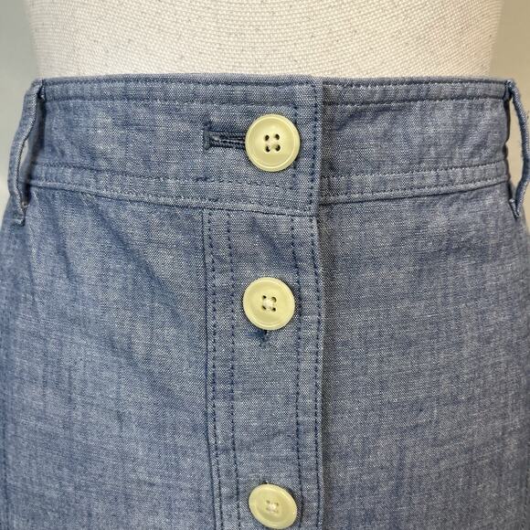 Talbots Skirt size 12 Chambray Blue Button Front Straight Knee Pockets Casual - Picture 4 of 9
